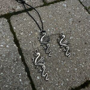 Silver dragon earring & necklace jewelry matching set   Vintage styled 90s
